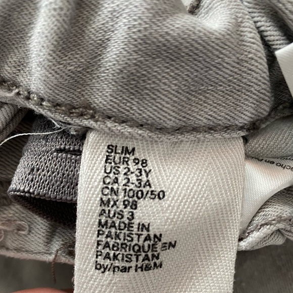 Light wash toddler jeans 2-3T H&M - Picture 5 of 6